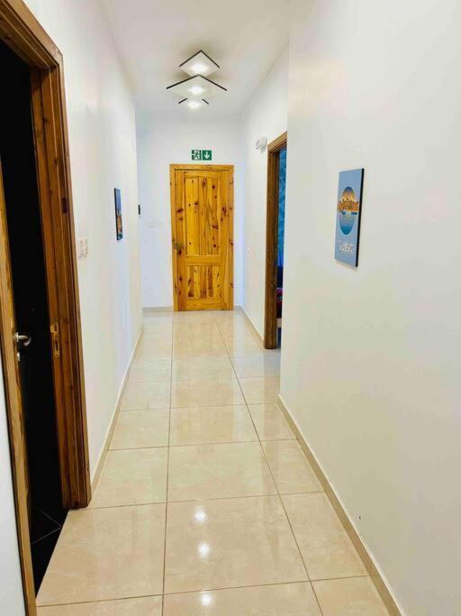 Duplex Whiskey Home 200M Away From The Sea And The Square St. Paul's Bay Ngoại thất bức ảnh